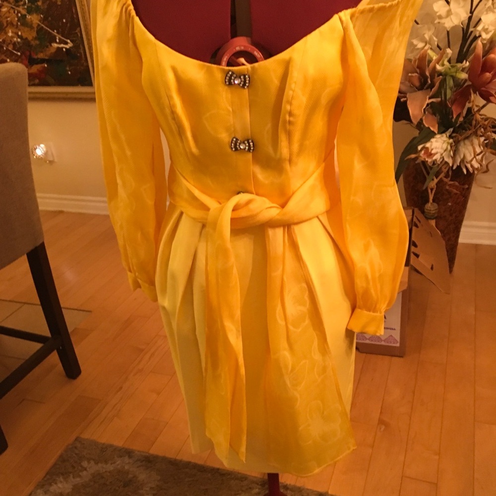 “ Jimmy Choo “ Vintage Flashy yellow dress - Picture 2 of 14
